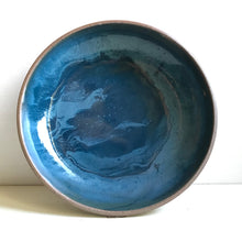 Load image into Gallery viewer, bowl : cerulean swirl