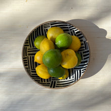 Load image into Gallery viewer, fruit bowl : basket hatch